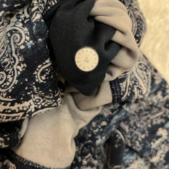 Lululemon Align Pant *Full Length 28" Paisley Glaze Multi Size 4 - Picture 7 of 10